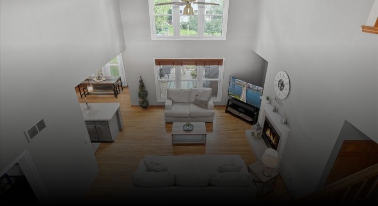 Photo of the two story family room at 2000 Wynnfield Dr in Algonquin, Illinois